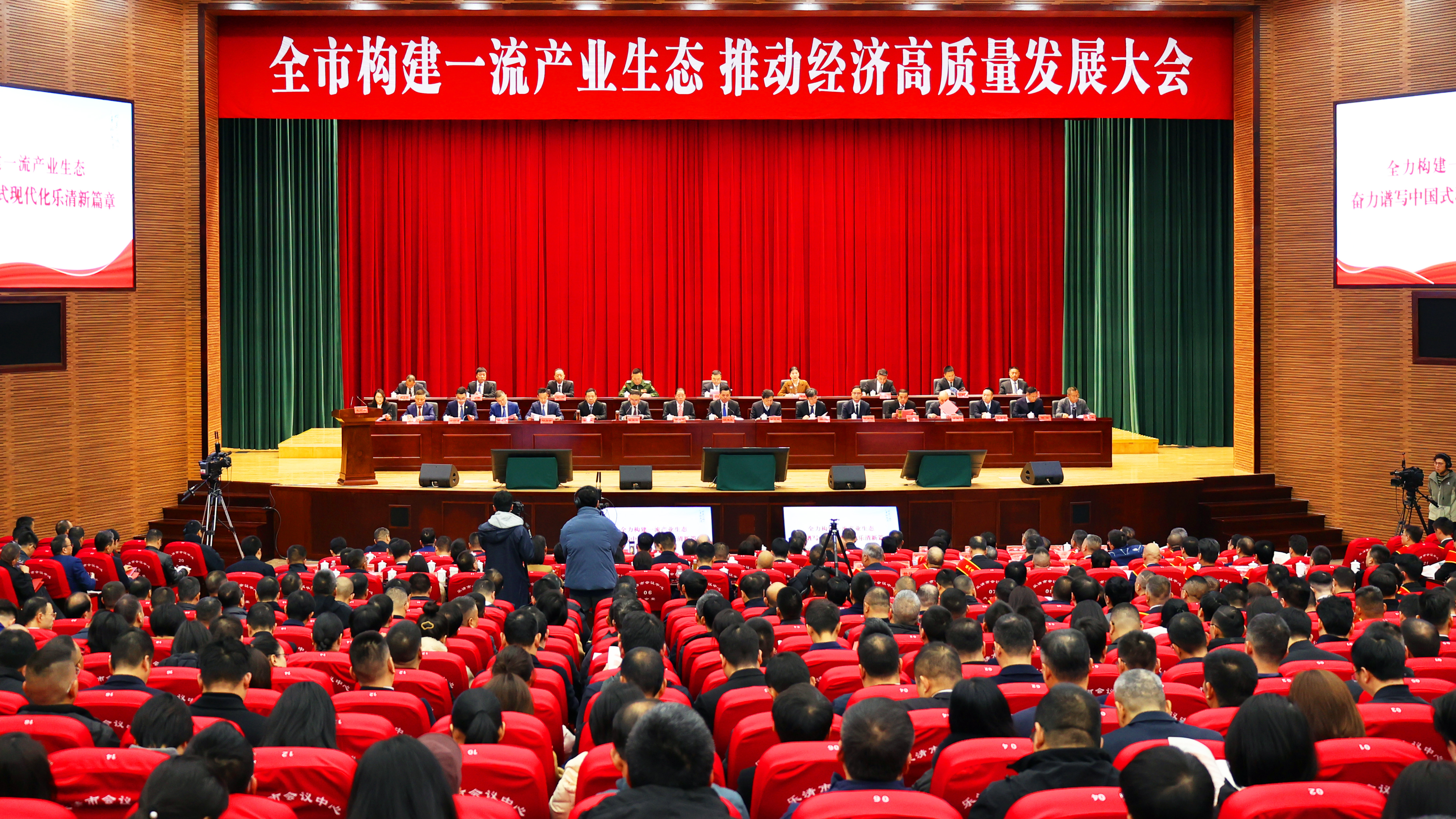 开门捷报！ag九游会j9获多项“热辣滚烫”大奖